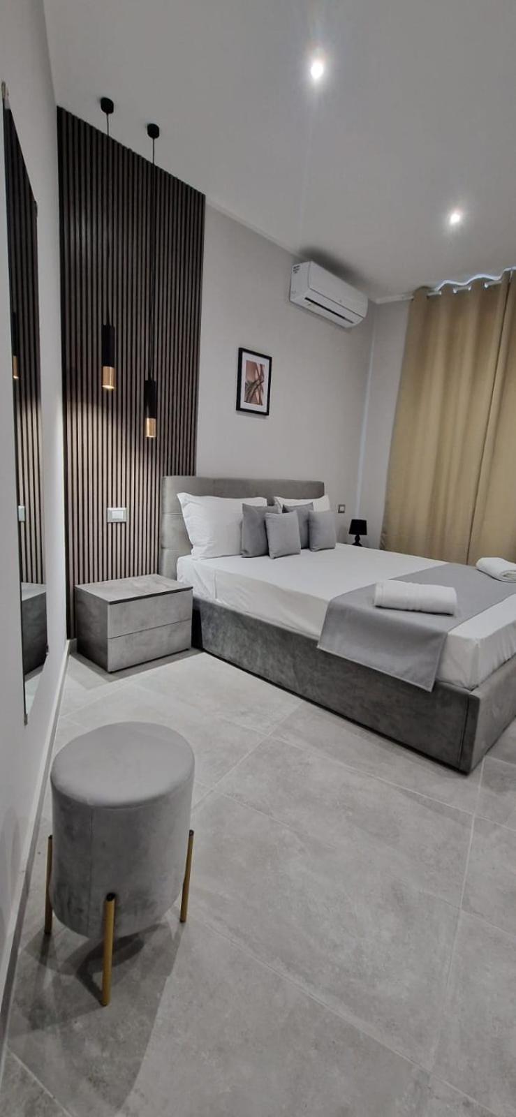 Hotel Movida Casoria Extérieur photo